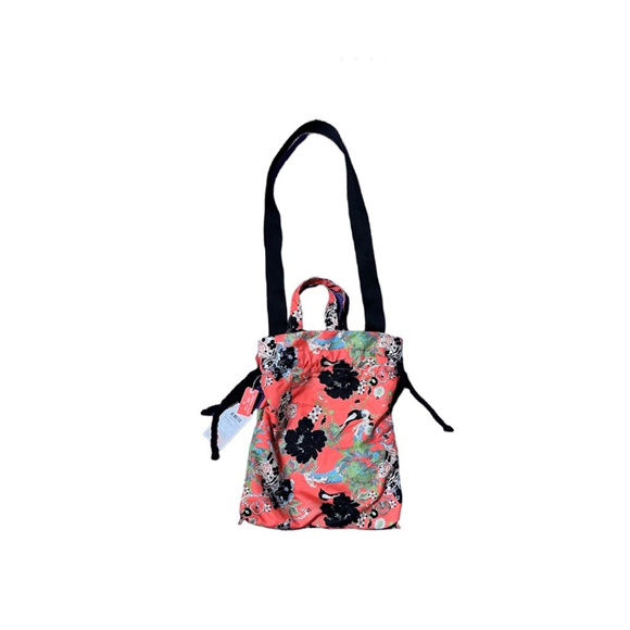 Maaji Living In Paradise Tote - Picture 3 of 3